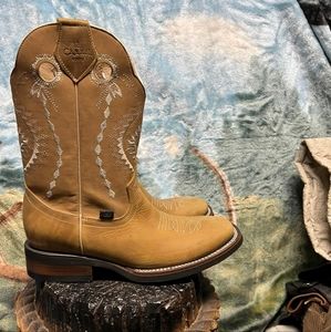 Western-Tan Boots